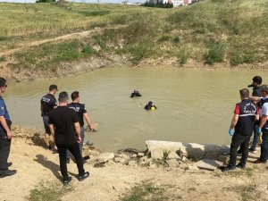 Tekirdağ’da 14 Yaşındaki Çocuk Serinlemek İçin Girdiği Gölette Boğuldu