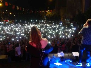 Kozan Kurtuluş Etkinlikleri Gökhan Tepe Konseri İle Son Buldu