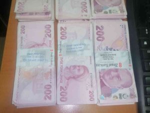 İ̇stanbul’da Tarih Eser Kaçakçısı Bekçilerin Dikkati Sayesinde Yakalandı