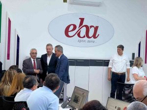 Bakan Özer, Lgs Çerçevesindeki Sınavın Canlı Olarak Takip Edildiği Merkezde