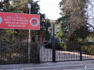 Kanepeden Düşüp Öldü