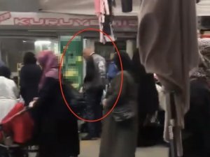 Sultanbeyli’de Pazarda Cüzdan Çaldı, Ekipler Tarafından Suçüstü Yakalandı