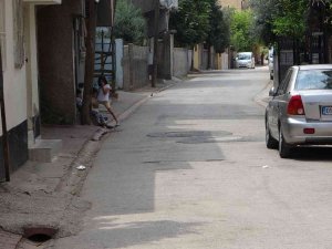 İ̇nternet Kablosunu Çalan Şüphelileri Arabayla Kovaladı