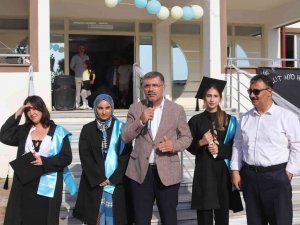 Okul Birincisini İşe Aldı