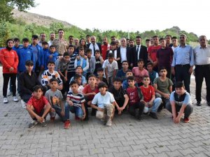 Dünya Boks Şampiyonu Akbaş, Doğanşehir’de Coşku İle Karşılandı