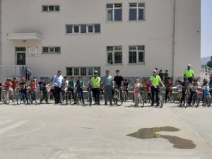 Öğrencilere Güvenli Bisiklet Kullanımı Eğitimi Verildi