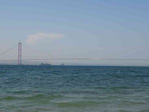 ‘Castoro 10’ İsimli Gemi 1915 Çanakkale Köprüsü’nün Altından Geçti