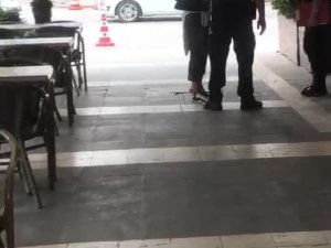 Telefonu Çalındı, Polisi Ölümle Tehdit Etti