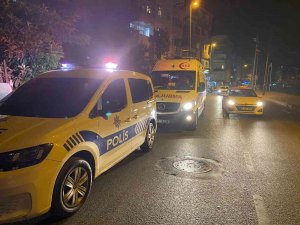 Husumetlisini Sokak Ortasında Silahla Yaraladı