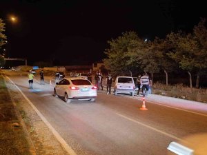 Uyuşturucu Suçundan Aranan 8 Kişi Yakalandı