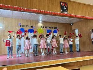 Sabancı’nın Minikleri Sahnede Devleşti