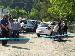 Bursa’da Esrarengiz Ölüm...yanında Tabanca Bulundu