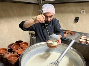 Asırlık Lezzet ‘Sivas Sütlüsü’ Damak Çatlatıyor