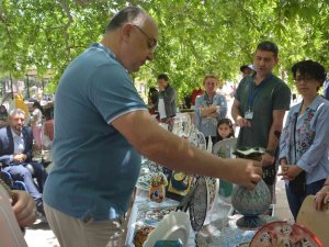 Niksar’da “Hayat Boyu Eğitim Haftası” Nedeniyle Sergi Açıldı