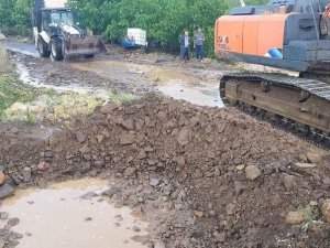 Selin Vurduğu Bölgede Yaralar Sarılıyor