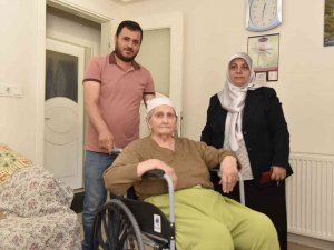 Yunusemre Belediyesi Yaşlı Kadının Talebine Kayıtsız Kalmadı