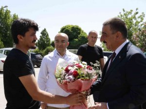 Siirt Valisi Hacıbektaşoğlu, Şiddet Mağduru Doktorla Görüştü