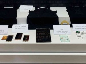 Kurdukları Sistemle Sınava Giremeden Yakalandılar