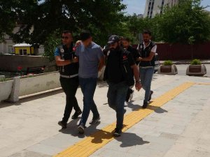 Elazığ’da Uyuşturucu Satan 2 Şüpheli Tutuklandı