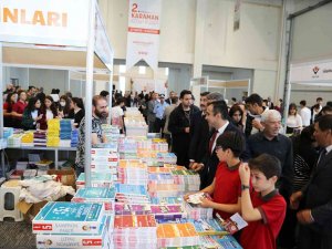 Karaman Belediyesinin Düzenlediği Kitap Günleri Sona Erdi