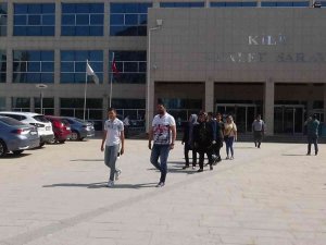 Kilis’te Eşini Döverek Öldüren Zanlı İlk Kez Hakim Karşısına Çıktı