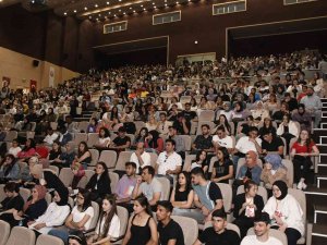 Cumhurbaşkanlığı Yerel Yönetim Politikaları Kurul Üyesi Koç: Türkiye Hiçbir İstatistiğe Uyan Bir Ülke Değil