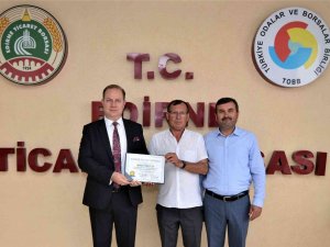 Edirne’de Mevsimin İlk Arpa Hasadı 6,217 Tl’den Alıcı Buldu