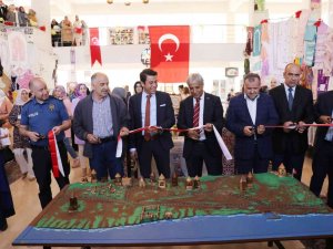 Ahlat Hem’den Yılsonu Sergisi