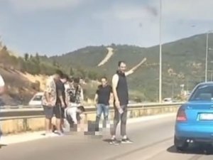 Çeşme Otoyolunda Trafik Kazası: 1 Ölü, 1 Yaralı
