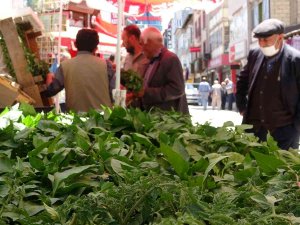Van’da Sebze Fideleri Yoğun Talep Görüyor