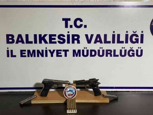 Balıkesir’de 48 Aranan Şahsa Gözaltı