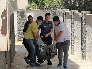 İ̇ranlı Kadın Doktor Apart Odasında Ölü Bulundu