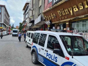 Haber Alamadığı Arkadaşını Otel Odasında Ölü Buldu