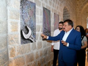 Başkan Gürkan, ‘İ̇şler Nasıl Karma Sergisi’ Açılışına Katıldı