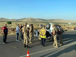 Mardin’de Otomobil Ters Yattı: 4 Yaralı