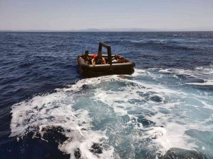 Marmaris Açıklarında 7 Düzensiz Göçmen Kurtarıldı