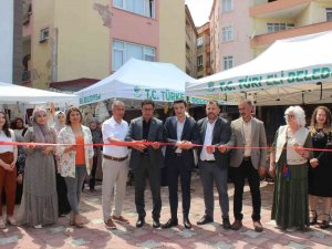 Kursiyerlerden Yıl Sonu Sergisi
