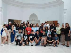 İ̇talyan Kardeşleriyle İ̇zmir’i Gezdiler