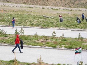 Doğaseverler Erciyes’te Çevre Temizliği Yapacak