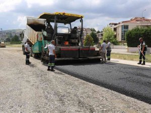 Asem’de Asfalt Atağı Sürüyor