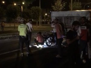 Tıra Arkadan Çarpan Motosiklet Sürücüsü Hayatını Kaybetti