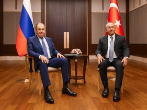 Bakan Çavuşoğlu, Rus Mevkidaşı Lavrov İle Görüştü