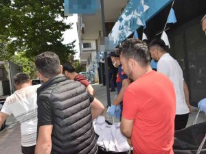 Apartta Ölü Bulundu