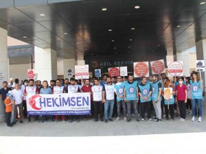 Elazığ’da 3 Doktor Darp Edildi, Meslektaşları Olayı Kınadı