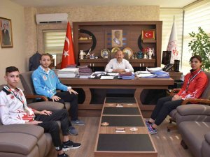 Muay Thai Dünya Şampiyonlarından Derece’yi Ziyaret