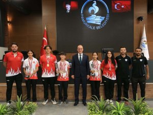Pamukkaleli Sporcular Başkan Örki’yle Buluştu