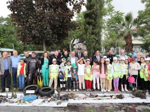 Denizin Altındaki Kirlilik Hayrete Düşürdü
