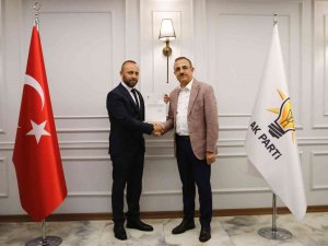 Ak Parti Aliağa İ̇lçe Başkanlığına Bedrettin Yaşar Demir Atandı
