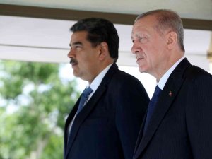 Cumhurbaşkanı Erdoğan, Venezuela Devlet Başkanı Maduro’yu Resmi Törenle Karşıladı