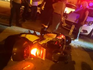 Otomobil İle Motosiklet Çarpıştı: 1 Yaralı